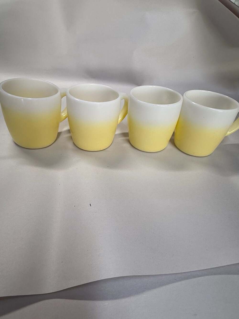 Hazel Atlas Yellow White Ombre Milk Glass Coffee Mug Set Of 4